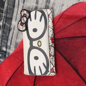 Hello Kitty nerd wallet